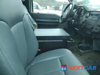Zdjęcie 10 z 12 samochodu: 2013 FORD F450 SUPER DUTY VIN:1FDUF4GY2DEB11012 - miniatura