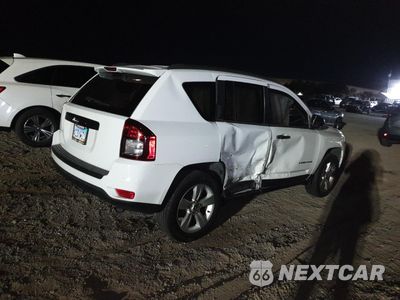 Trzecie zdjęcie samochodu z tyłu: 2014 JEEP COMPASS SPORT VIN:1C4NJCBA4ED536119 - miniatura
