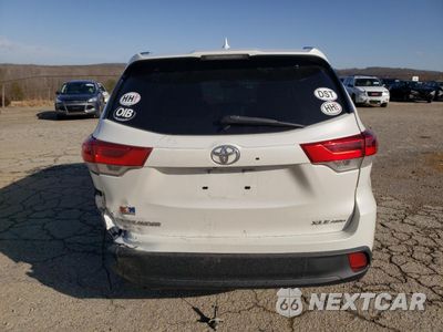 Zdjęcie 6 z 17 samochodu: 2019 TOYOTA HIGHLANDER SE VIN:5TDJZRFH1KS583903 - miniatura