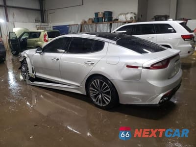 Drugie zdjęcie samochodu z przodu: 2018 KIA STINGER PREMIUM VIN:KNAE25LA9J6020938 - miniatura