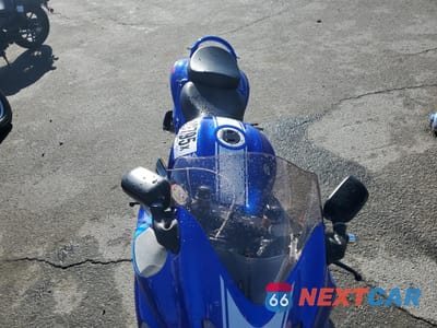 Piąte zdjęcie samochodu w środku: 2017 SUZUKI GSX1300 RA VIN:JS1GX72B0H2100742 - miniatura