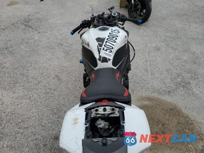 Zdjęcie 6 z 9 samochodu: 2009 SUZUKI GSX-R600 VIN:JS1GN7EA192105751 - miniatura