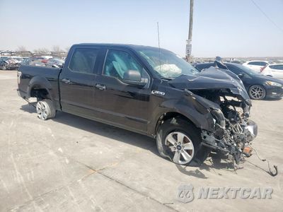 Czwarte zdjęcie samochodu z boku: 2015 FORD F150 SUPERCREW VIN:1FTEW1C89FKE14421 - miniatura