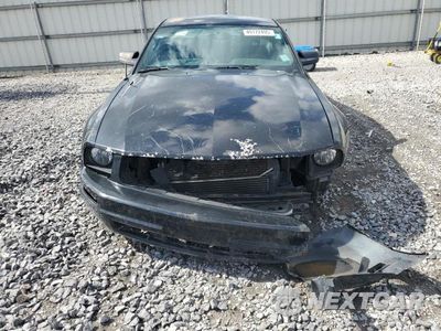 Piąte zdjęcie samochodu w środku: 2006 FORD MUSTANG VIN:1ZVFT80N065144331 - miniatura