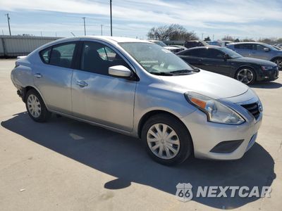 Czwarte zdjęcie samochodu z boku: 2016 NISSAN VERSA S VIN:3N1CN7AP7GL832941 - miniatura