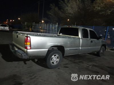 Trzecie zdjęcie samochodu z tyłu: 2002 GMC NEW SIERRA C1500 VIN:1GTEC19T12E279612 - miniatura