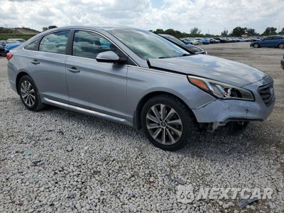 Czwarte zdjęcie samochodu z boku: 2016 HYUNDAI SONATA SPORT VIN:5NPE34AF2GH434828 - miniatura