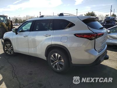 Drugie zdjęcie samochodu z przodu: 2022 TOYOTA HIGHLANDER XLE VIN:5TDGZRBH8NS592604 - miniatura