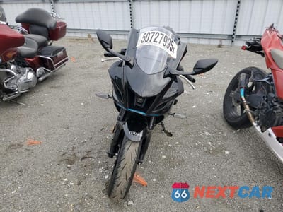 Drugie zdjęcie samochodu z przodu: 2022 YAMAHA YZFR7 VIN:JYARM38E2NA001418 - miniatura