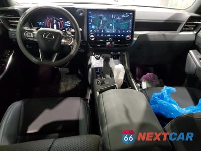 Zdjęcie 8 z 12 samochodu: 2024 LEXUS GX 550 PREMIUM/PREMIUM+ VIN:JTJTBCDX8R5003256 - miniatura