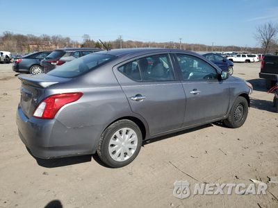 Trzecie zdjęcie samochodu z tyłu: 2019 NISSAN VERSA S VIN:3N1CN7AP4KL865971 - miniatura