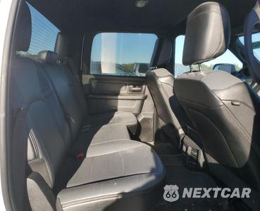 Zdjęcie 11 z 15 samochodu: 2022 RAM 2500 TRADESMAN VIN:3C6UR5CJ5NG344412 - miniatura