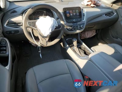 Zdjęcie 8 z 12 samochodu: 2017 CHEVROLET MALIBU LT VIN:1G1ZE5ST3HF103699 - miniatura
