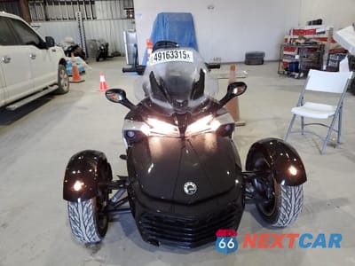 Drugie zdjęcie samochodu z przodu: 2015 CAN-AM SPYDER ROADSTER F3 VIN:2BXRDDD25FV003335 - miniatura