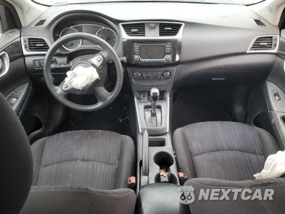 Zdjęcie 8 z 12 samochodu: 2017 NISS SENTRA VIN:3N1AB7AP9HY310980 - miniatura