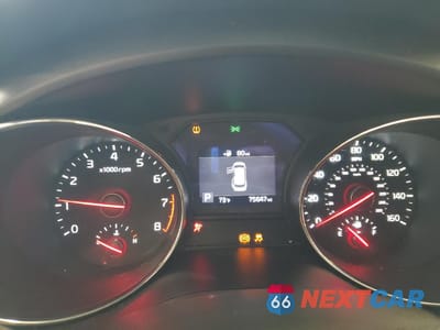 Zdjęcie 9 z 15 samochodu: 2021 KIA SEDONA LX VIN:KNDMB5C1XM6667206 - miniatura