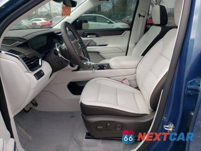 Zdjęcie 7 z 16 samochodu: 2025 GMC ACADIA DENALI VIN:1GKENRRS9SJ156135 - miniatura