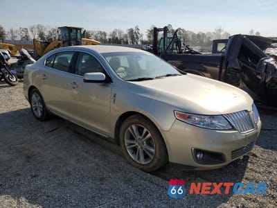 Czwarte zdjęcie samochodu z boku: 2011 LINCOLN MKS VIN:1LNHL9DR8BG614534 - miniatura