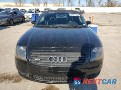 Piąte zdjęcie samochodu w środku: 2001 AUDI TT QUATTRO VIN:TRUUT28N511048227 - miniatura