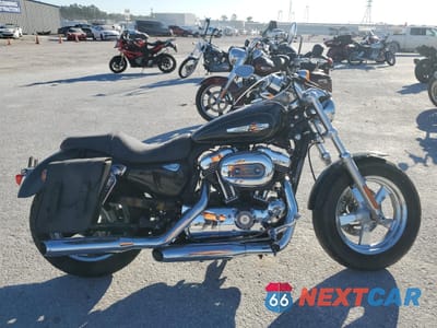 2013 HARLEY-DAVIDSON XL1200 C 1HD1CT313DC439858 - główne zdjęcie licytacji z USA - miniatura