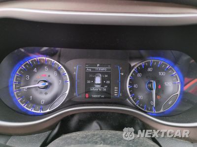 Zdjęcie 9 z 14 samochodu: 2018 CHRYSLER PACIFICA L VIN:2C4RC1AG8JR252781 - miniatura