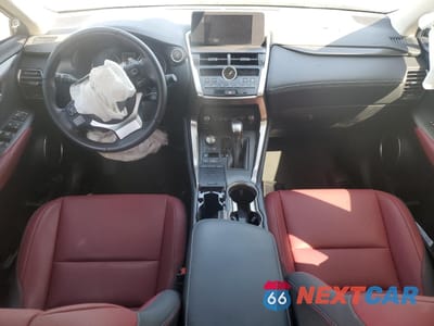 Zdjęcie 8 z 13 samochodu: 2021 LEXUS NX 300 BASE VIN:JTJDARBZ9M5034474 - miniatura