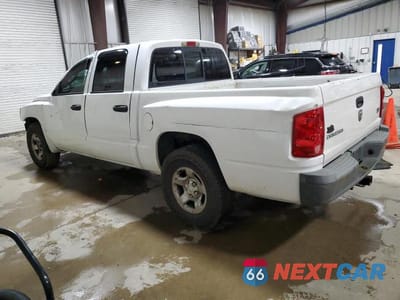 Drugie zdjęcie samochodu z przodu: 2005 DODGE DAKOTA QUAD VIN:1D7HE28N25S213002 - miniatura