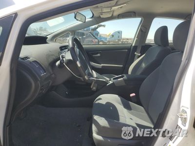 Zdjęcie 7 z 12 samochodu: 2013 TOYOTA PRIUS VIN:JTDKN3DU2D5561530 - miniatura
