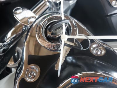 Zdjęcie 8 z 10 samochodu: 2022 KAWASAKI VN1700 B VIN:JKBVNRB17NA025258 - miniatura