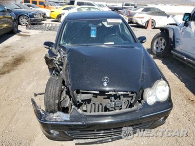 Piąte zdjęcie samochodu w środku: 2005 MERCEDES-BENZ C 240 VIN:WDBRF61J15A712498 - miniatura