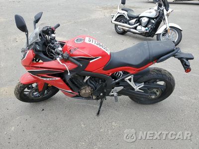 Trzecie zdjęcie samochodu z tyłu: 2018 HONDA CBR650 F VIN:MLHRC7402J5400368 - miniatura