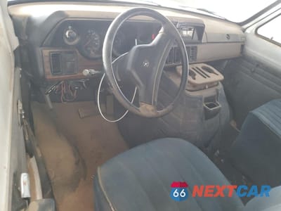 Zdjęcie 8 z 12 samochodu: 1990 DODGE RAM VAN B150 VIN:2B7GB11X0LK779770 - miniatura