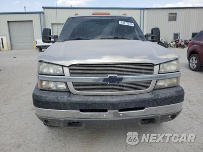 Piąte zdjęcie samochodu w środku: 2004 CHEVROLET SILVERADO K3500 VIN:1GCHK33294F245071 - miniatura