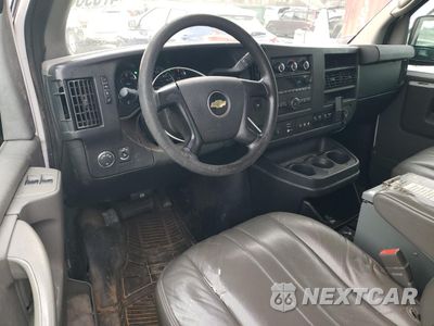 Zdjęcie 8 z 13 samochodu: 2015 CHEVROLET EXPRESS G2500 VIN:1GCWGFCF2F1231557 - miniatura