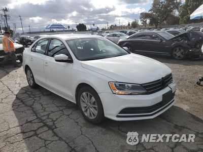 Czwarte zdjęcie samochodu z boku: 2015 VOLKSWAGEN JETTA SE VIN:3VWD17AJ1FM417807 - miniatura