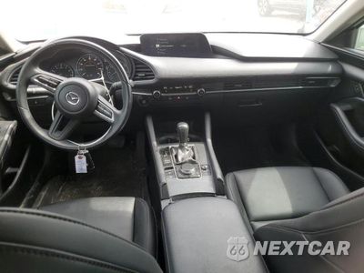 Zdjęcie 8 z 12 samochodu: 2022 MAZDA 3 SELECT VIN:JM1BPABL6N1509416 - miniatura