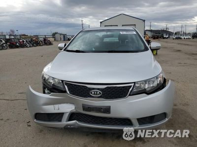 Piąte zdjęcie samochodu w środku: 2012 KIA FORTE EX VIN:KNAFU4A29C5548153 - miniatura