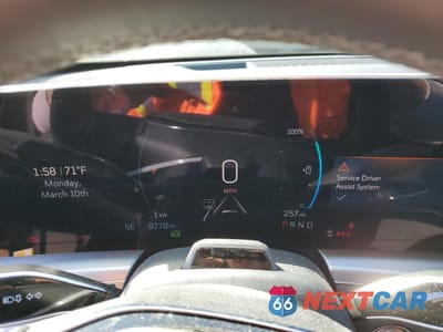 Zdjęcie 9 z 12 samochodu: 2024 CADILLAC LYRIQ LUXURY VIN:1GYKPSRL9RZ138295 - miniatura