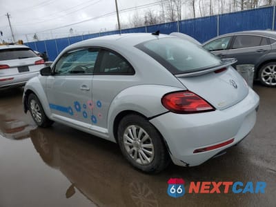 Drugie zdjęcie samochodu z przodu: 2017 VOLKSWAGEN BEETLE SE VIN:3VWJ17AT2HM624861 - miniatura