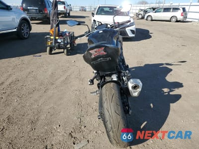 Czwarte zdjęcie samochodu z boku: 2022 KAWASAKI ZR900 F VIN:ML5ZRDF15NDA54721 - miniatura