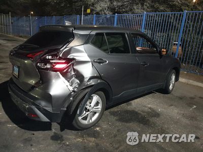 Trzecie zdjęcie samochodu z tyłu: 2021 NISSAN KICKS S VIN:3N1CP5BV9ML475396 - miniatura