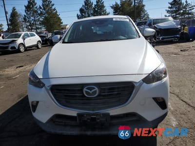 Piąte zdjęcie samochodu w środku: 2019 MAZDA CX-3 SPORT VIN:JM1DKFB76K1450791 - miniatura