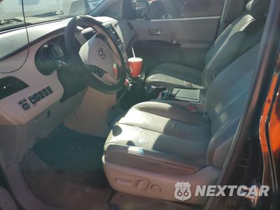 Zdjęcie 7 z 13 samochodu: 2014 TOYOTA SIENNA XLE VIN:5TDDK3DC5ES078151 - miniatura