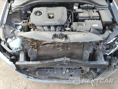 Zdjęcie 11 z 15 samochodu: 2017 HYUNDAI ELANTRA SE VIN:KMHD84LF5HU151191 - miniatura