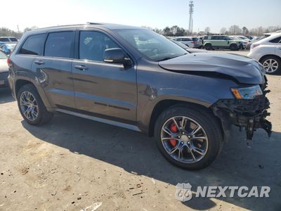 Czwarte zdjęcie samochodu z boku: 2018 JEEP GRAND CHEROKEE SRT-8 VIN:1C4RJFDJ5JC207025 - miniatura