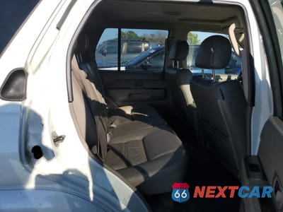 Zdjęcie 11 z 13 samochodu: 2004 NISSAN PATHFINDER LE VIN:JN8DR09YX4W910746 - miniatura