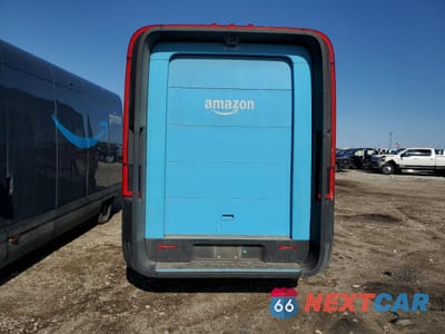 Zdjęcie 10 z 13 samochodu: 2023 RIVIAN EDV 700 VIN:7FCEHEB70PN005289 - miniatura