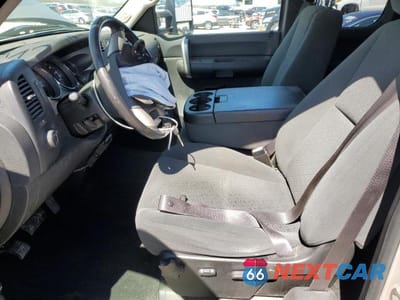 Zdjęcie 7 z 12 samochodu: 2008 GMC SIERRA K2500 HEAVY DUTY VIN:1GTHK29K48E138099 - miniatura