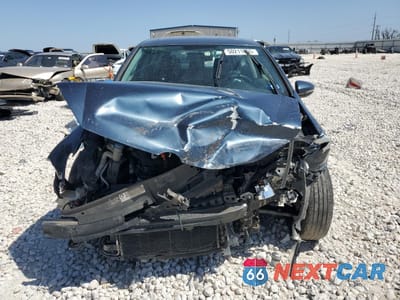 Piąte zdjęcie samochodu w środku: 2011 VOLKSWAGEN GOLF VIN:WVWBB7AJ7BW016456 - miniatura