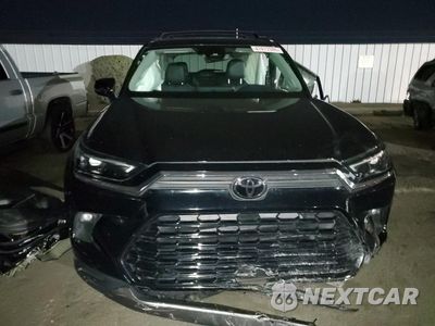 Piąte zdjęcie samochodu w środku: 2024 TOYOTA GRAND HIGHLANDER XLE VIN:5TDAAAB53RS036064 - miniatura